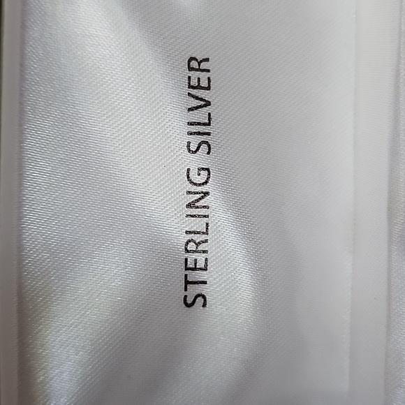 Sterling Silver Premium Cubic Zirconia Heart Key Pendent with Earrings - Picture 3 of 4